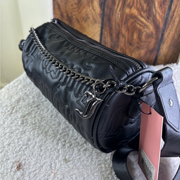 Juicy Couture set 2 Black Quilted Barrel Crossbody Bag/ID Card Wallet $80 NWT - Picture 9 of 10